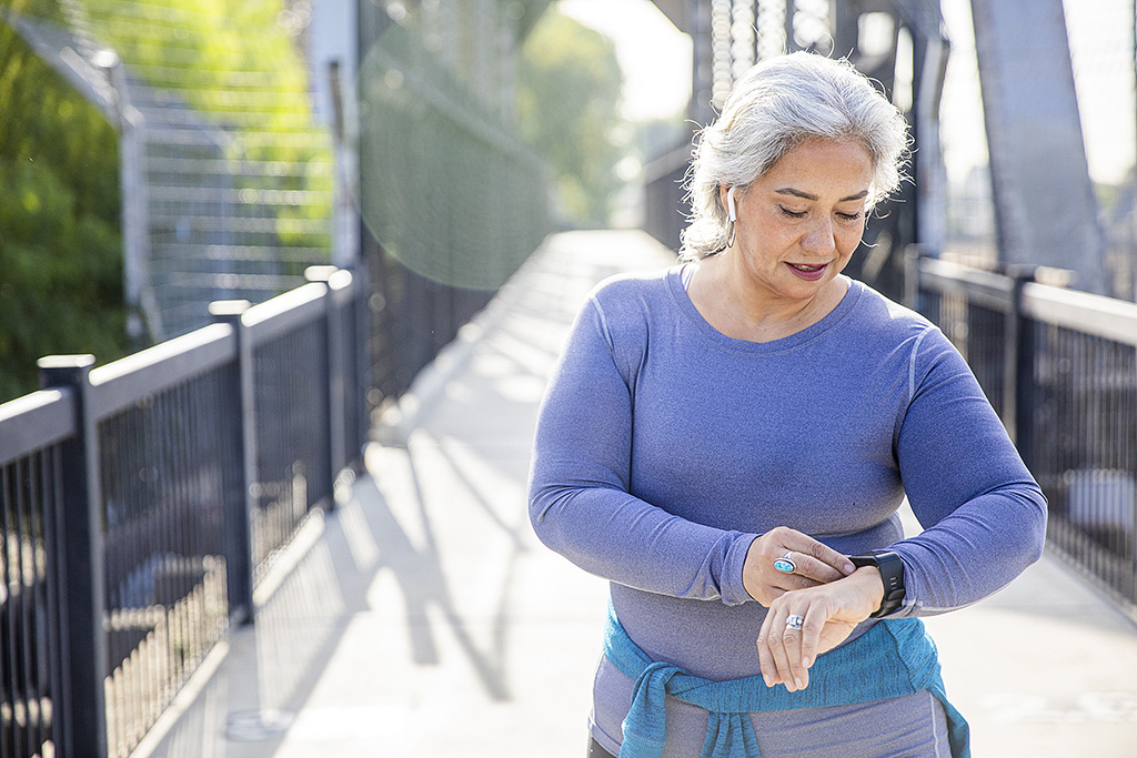 Fitbit lança app para estudar se relógio smart pode detectar Covid-19